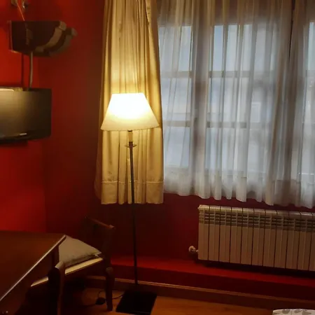 La Plaza Hotel