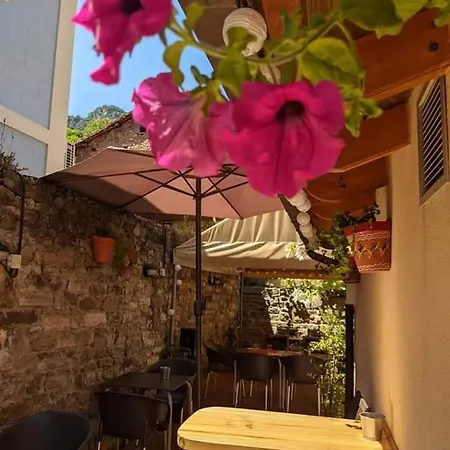 Hotel La Plaza