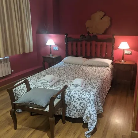 Hotel La Plaza 2*